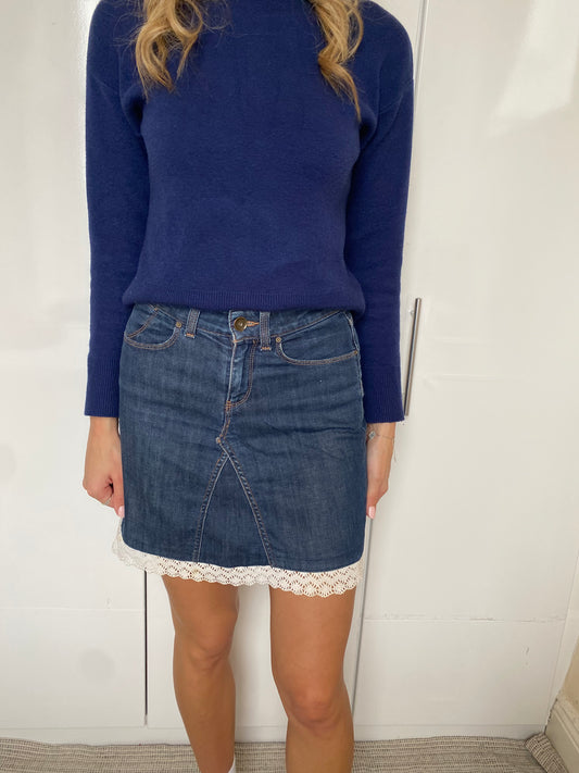 Tommy Hilfiger Denim Skirt | Size Small | 100% Cotton | Second-Hand